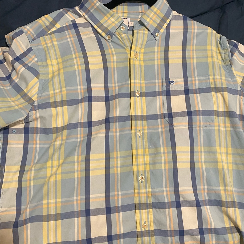 Southern Tide Moisture Wicking Long Sleeve Button Down shirt